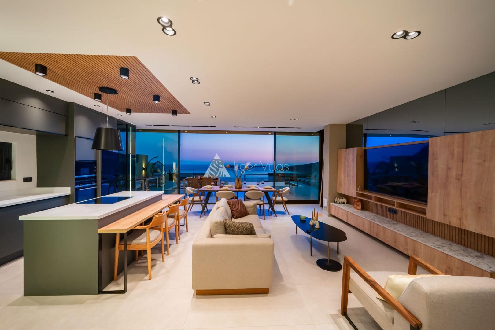 Villa Aura F — 60