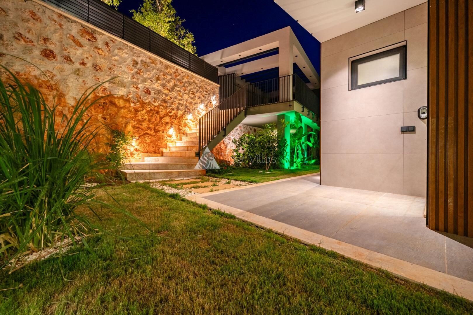 Villa Aura D — 75