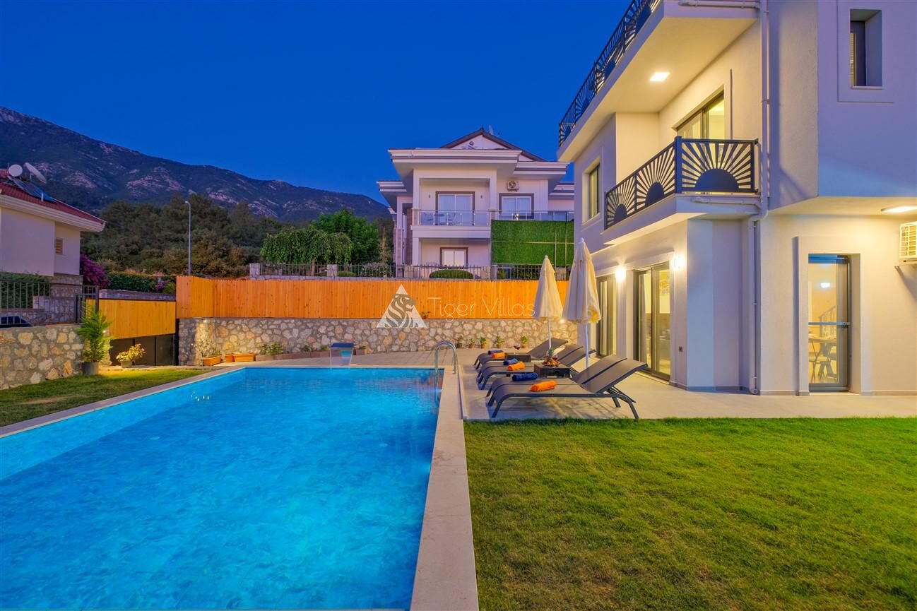 Villa Santorini — 26
