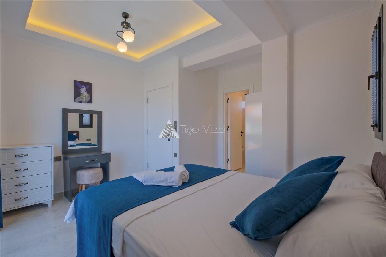Villa Santorini — 52