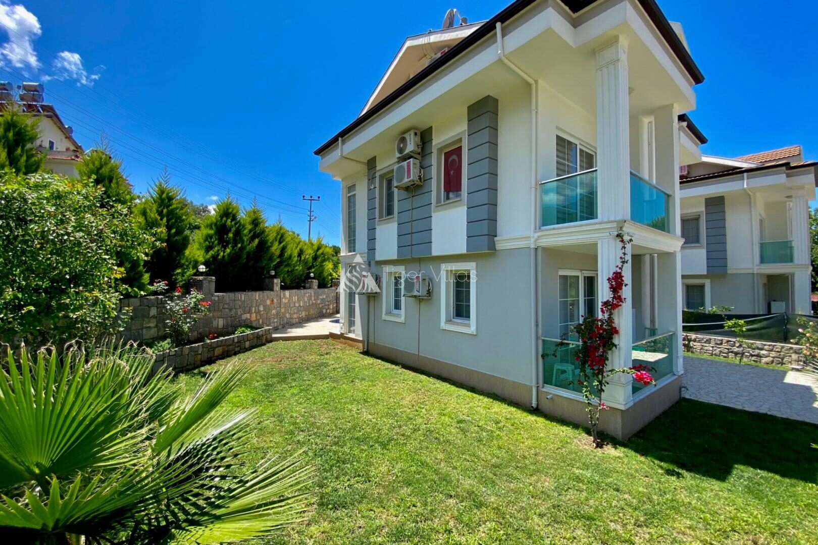 Villa Urartu — 7