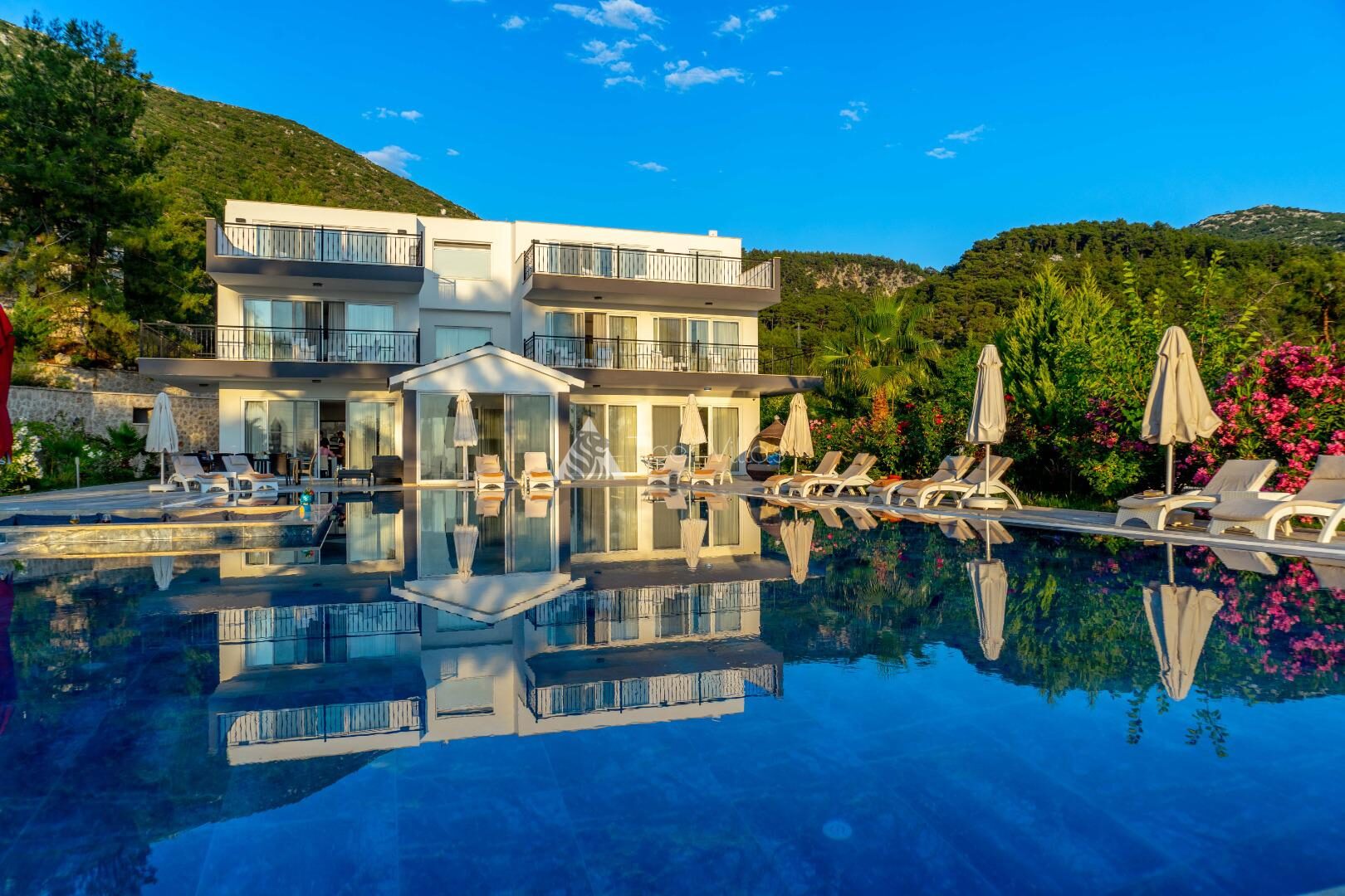 Villa Serenity — 2
