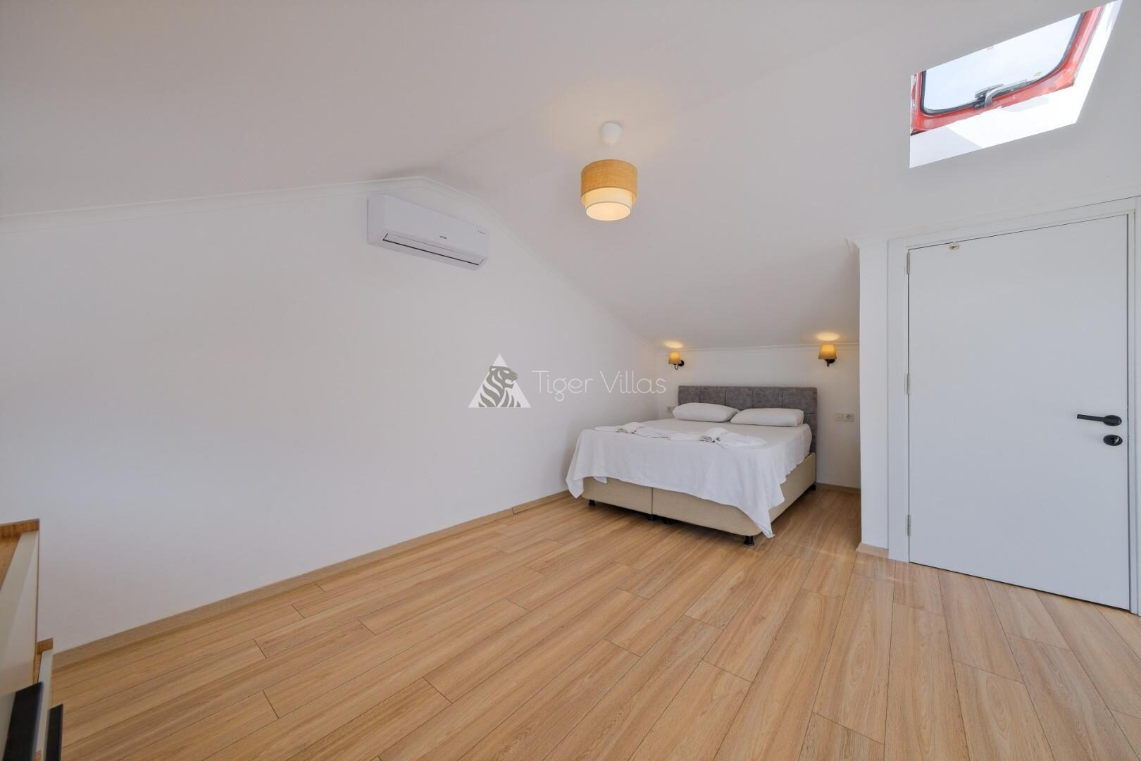 Villa Note 5 — 55