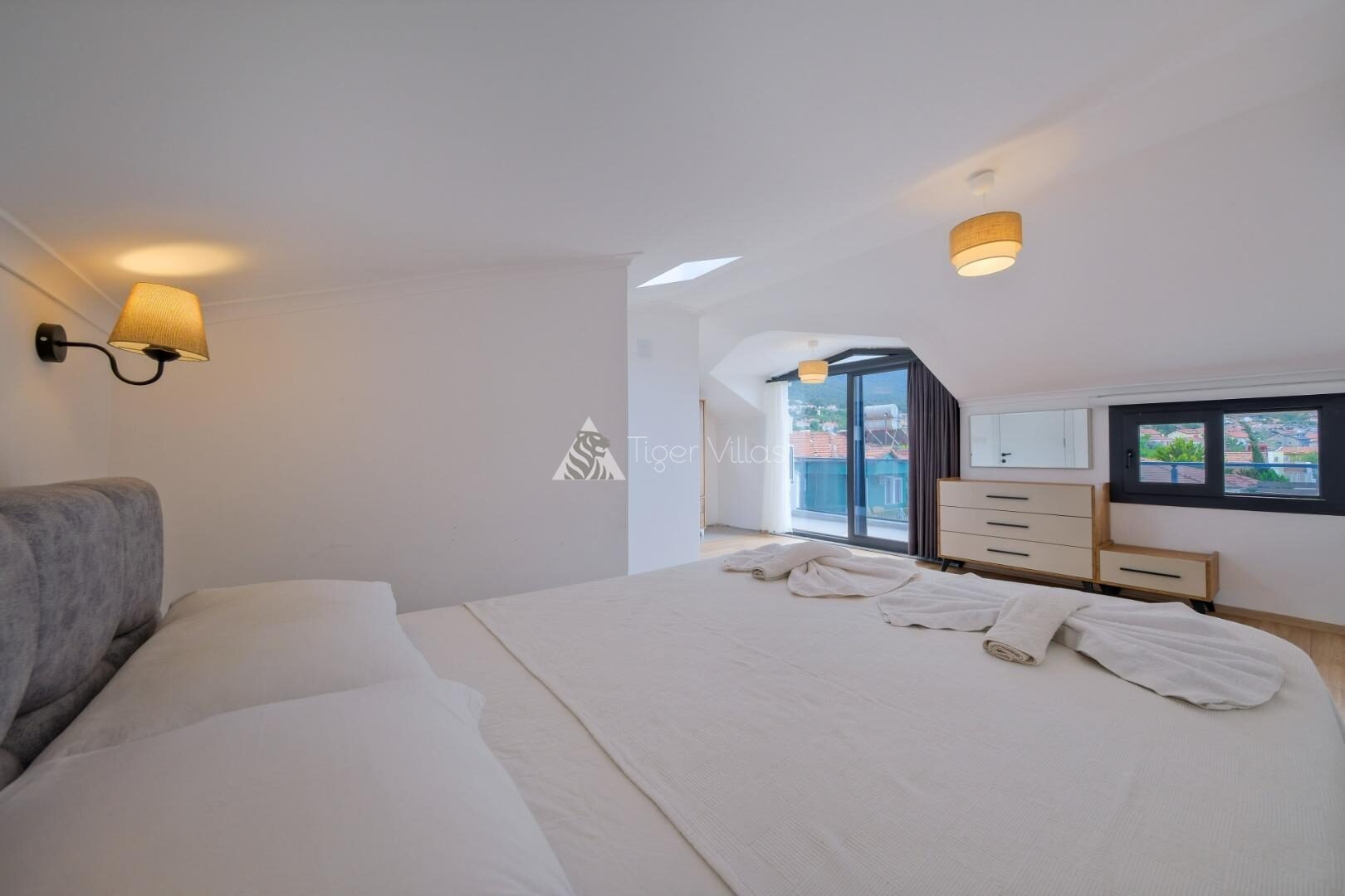 Villa Note 5 — 56