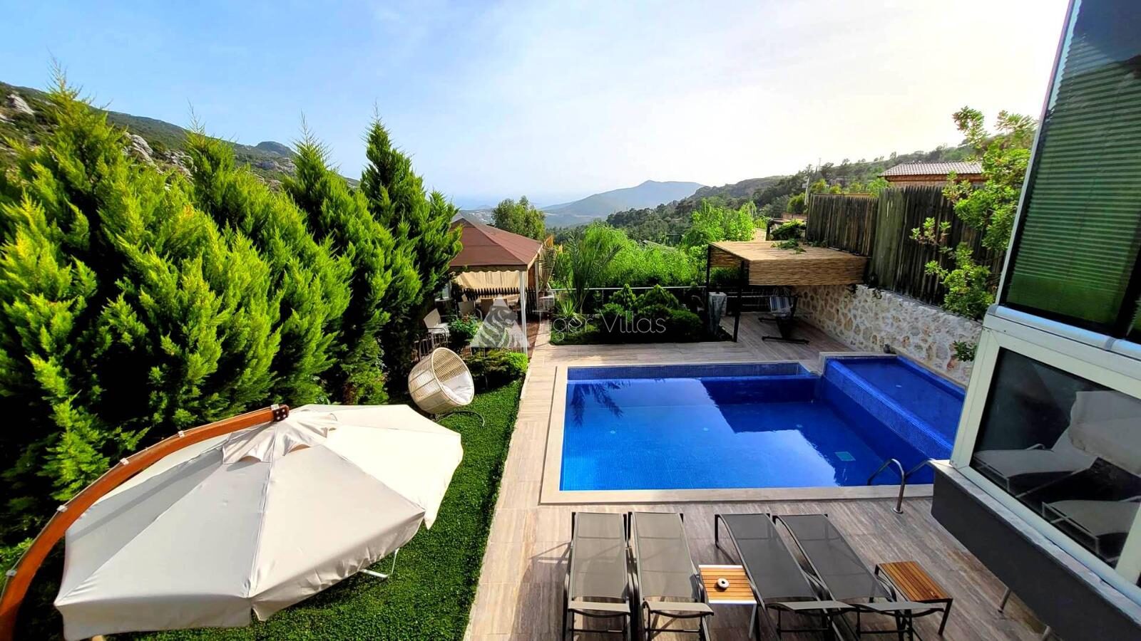 Villa Dere — 21
