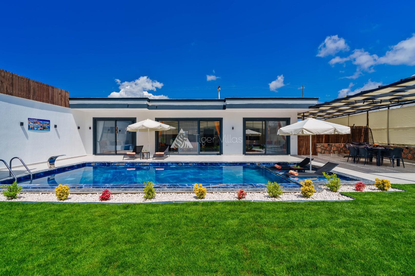 Villa Özmen — 12