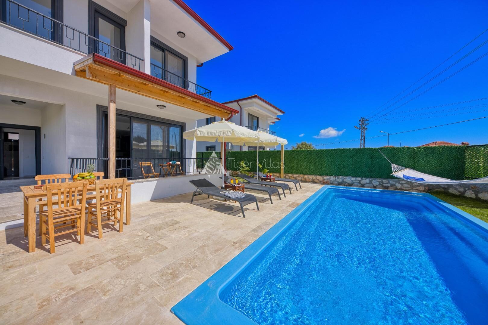 Villa Toscana 4 — 4
