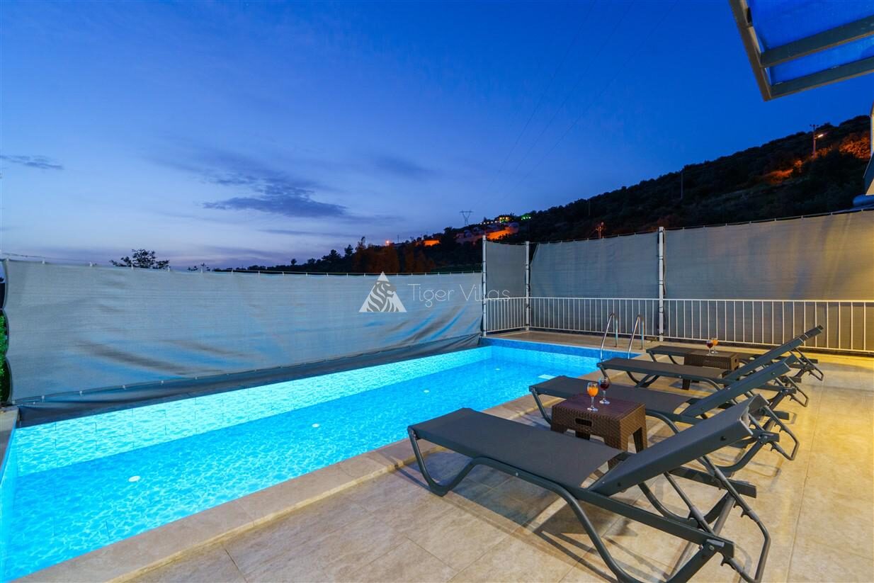 Villa Rojin — 22
