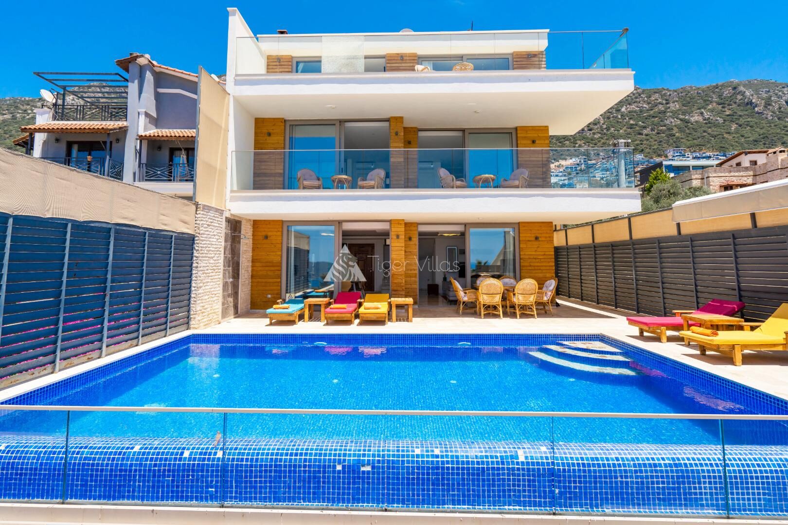 Villa Likapa 2 — 8