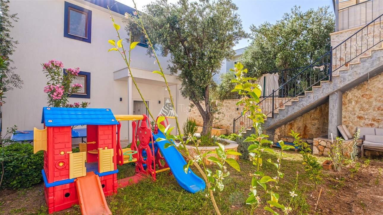 Villa Hulaki — 83