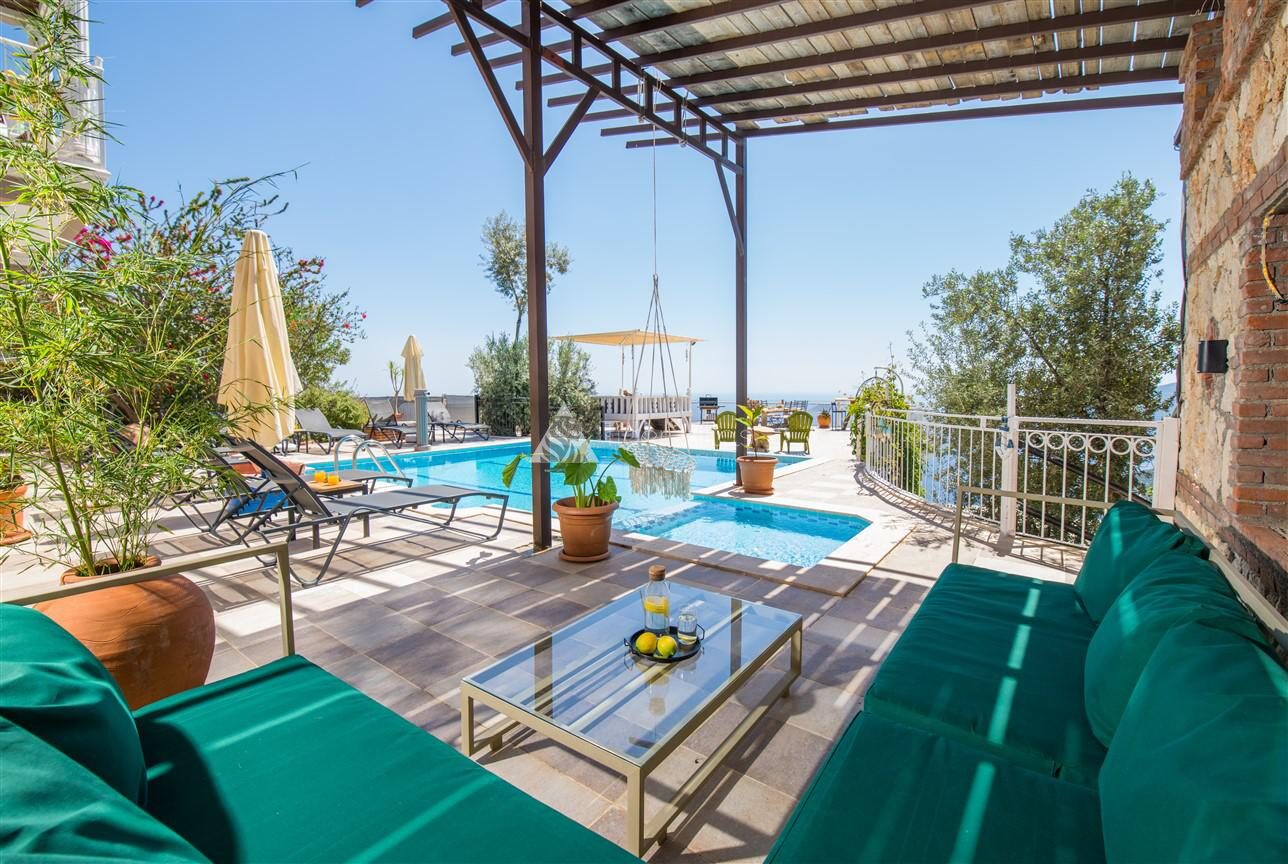 Villa Tulip — 5