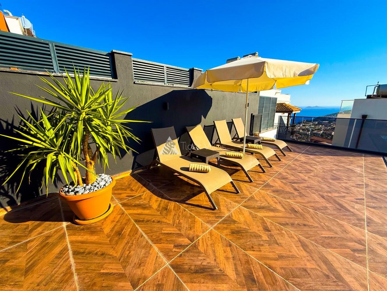 Villa Elmas — 4