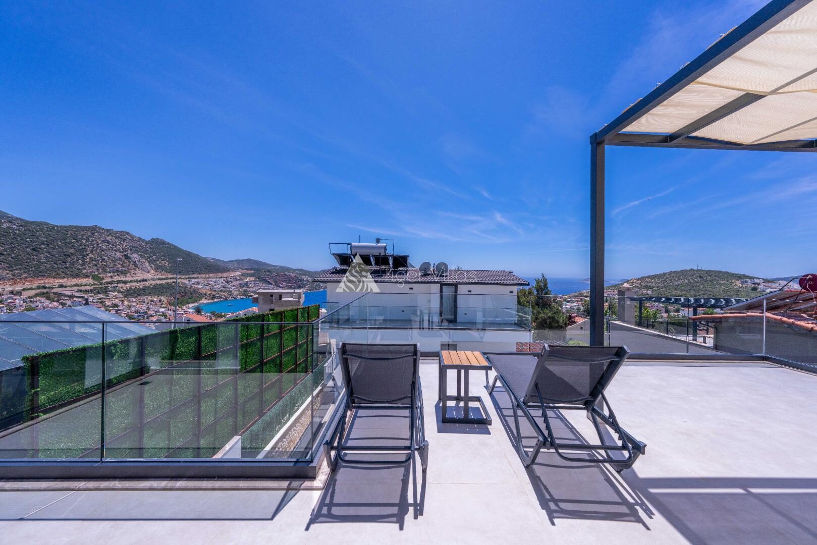 Villa Lovelet 1 — 25