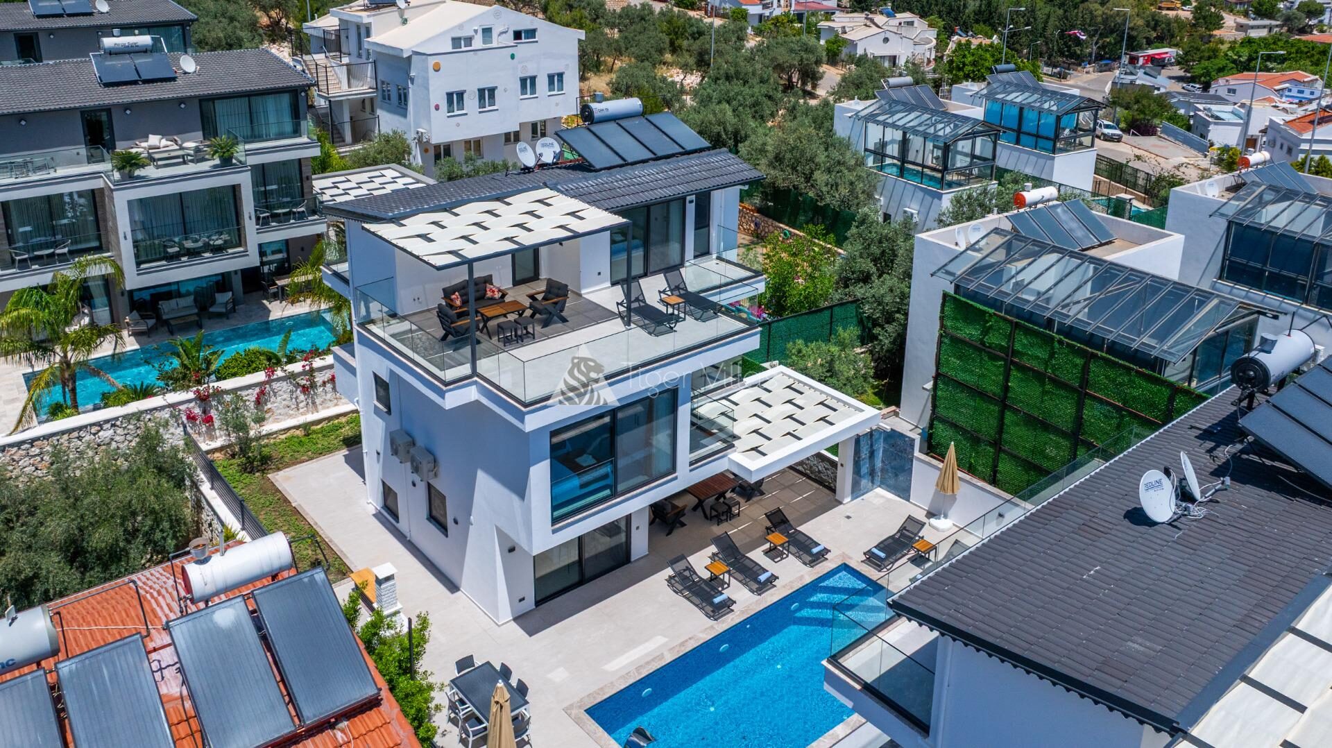 Villa Lovelet 1 — 36