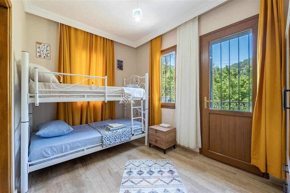 Villa Erhan — 65