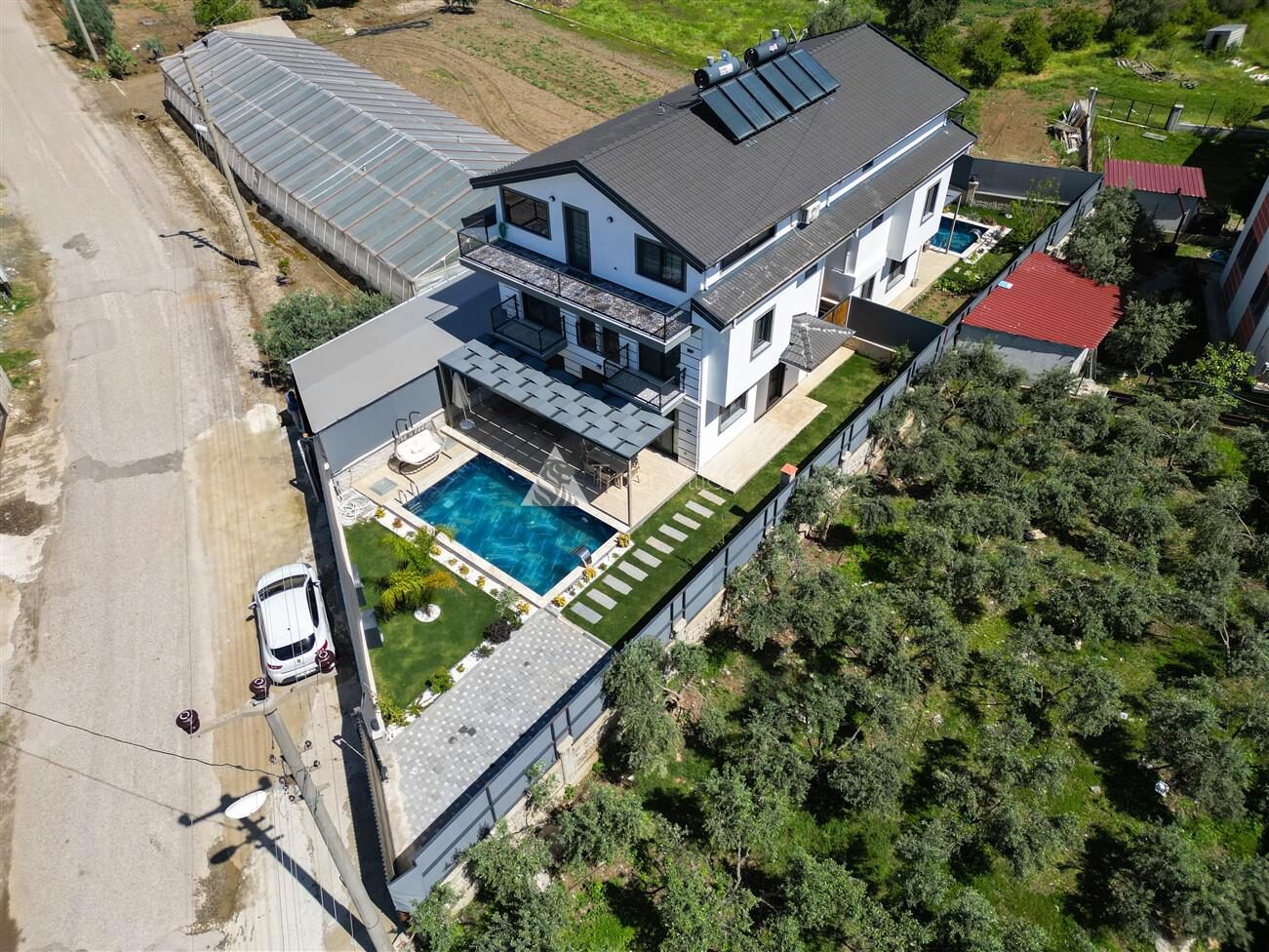 Villa Sembol — 60