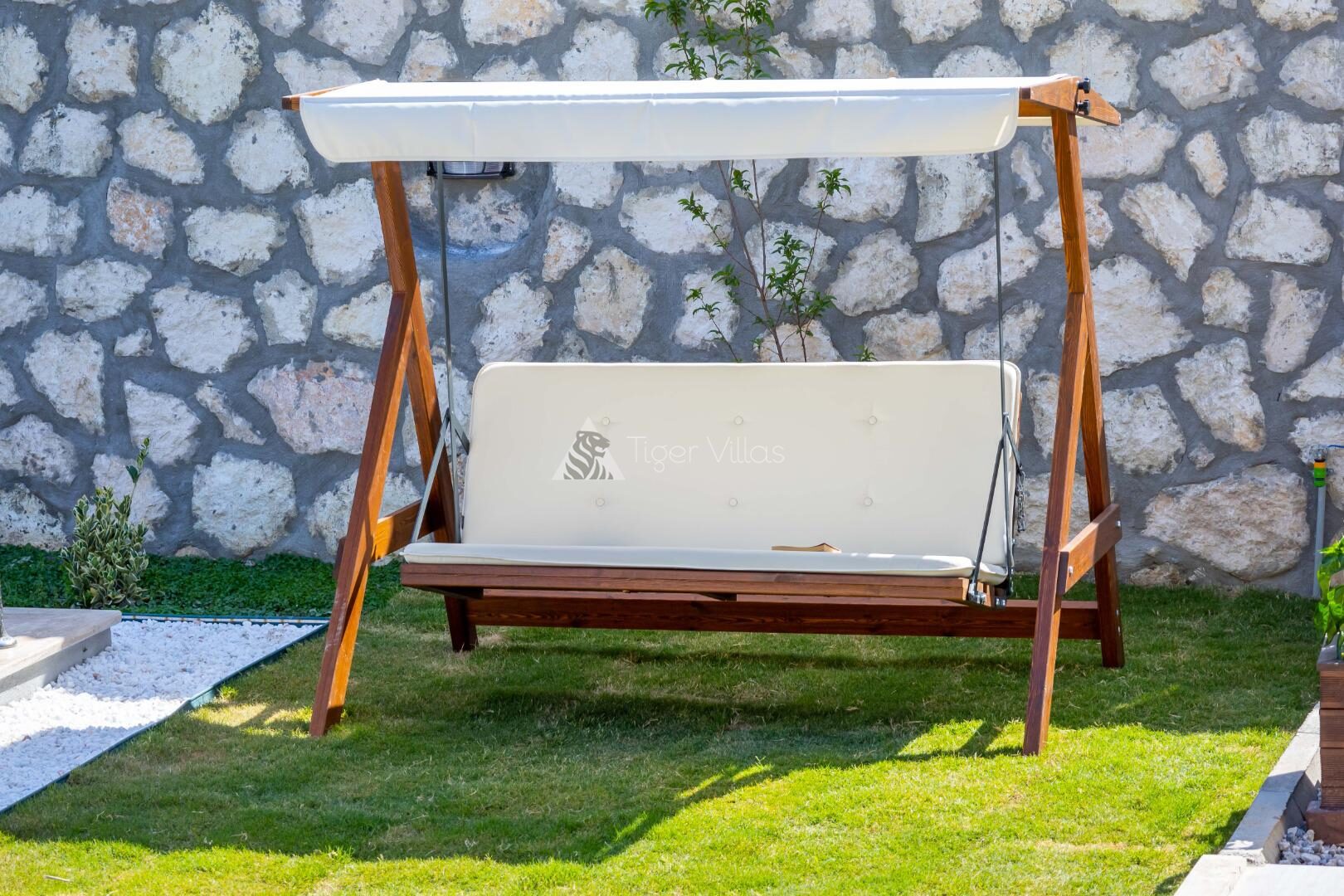 Villa Red — 13