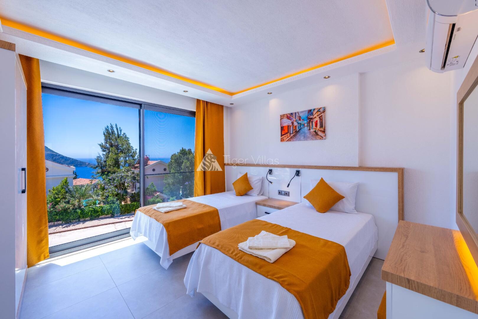 Villa Lovelet 2 — 81