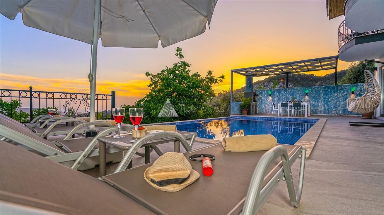Villa Alara — 12