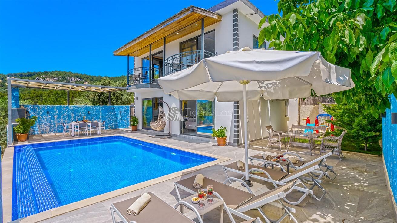 Villa Alara — 13