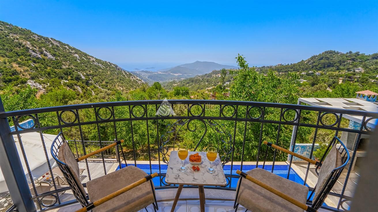 Villa Alara — 110