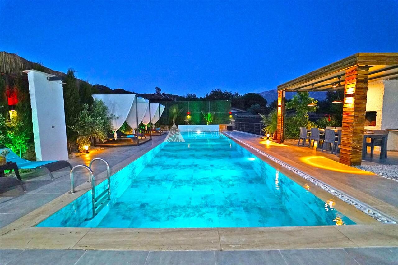 Villa Mamon Luxury Life — 27