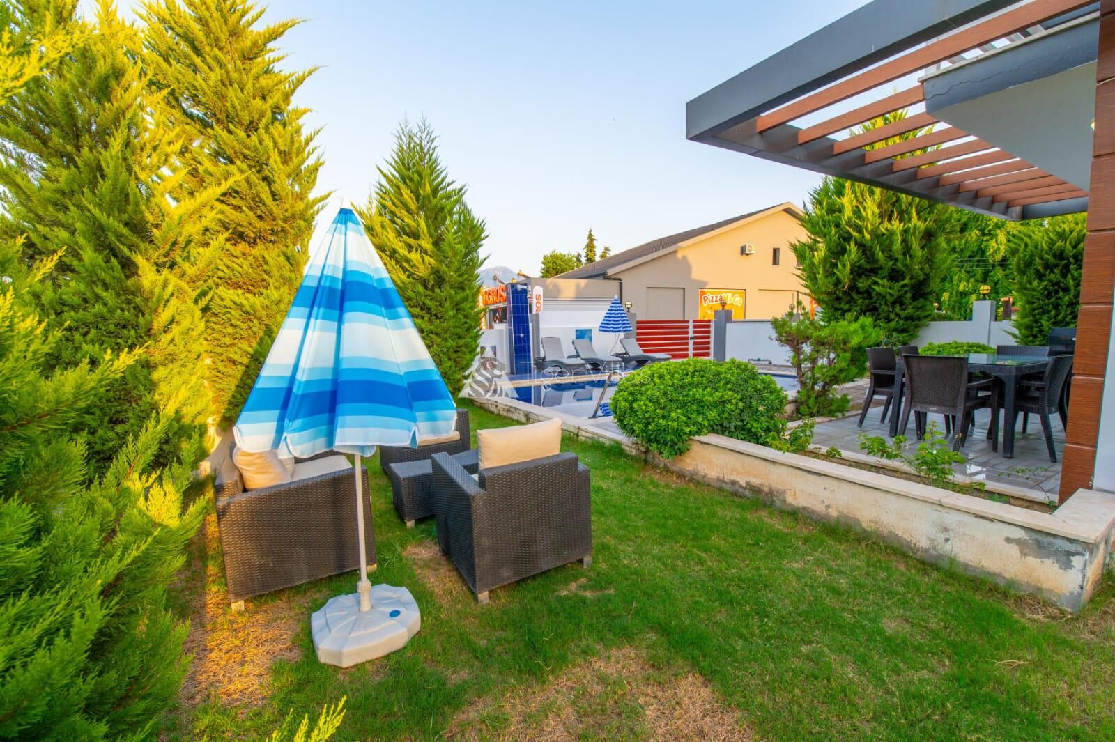 Villa Anka 14 — 42