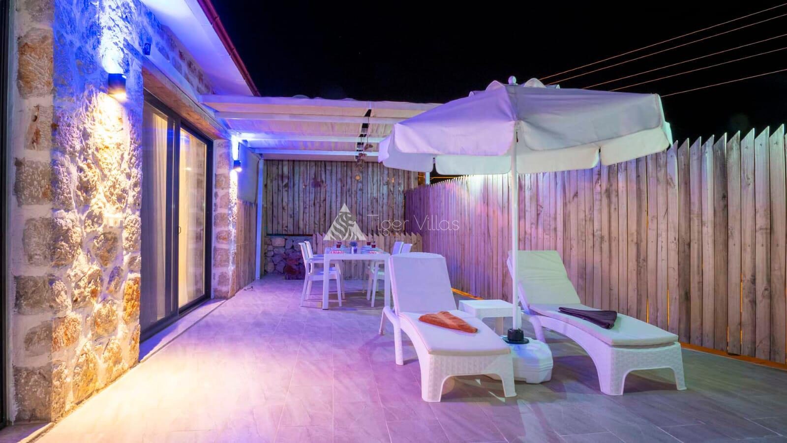 Villa Pamir — 18