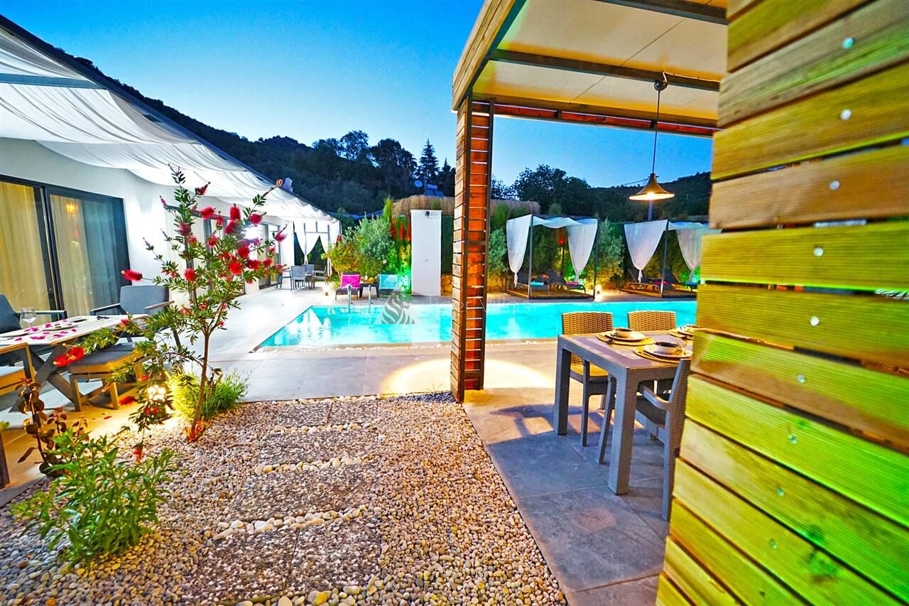 Villa Mamon Luxury Life — 137