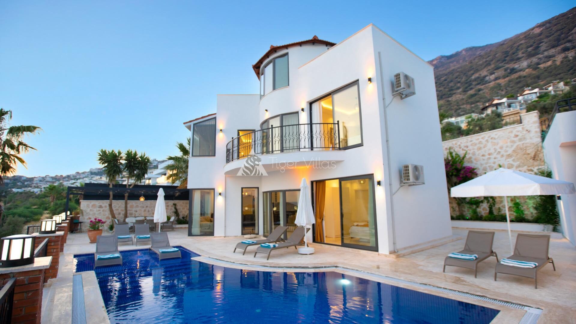 Villa Quinn — 1