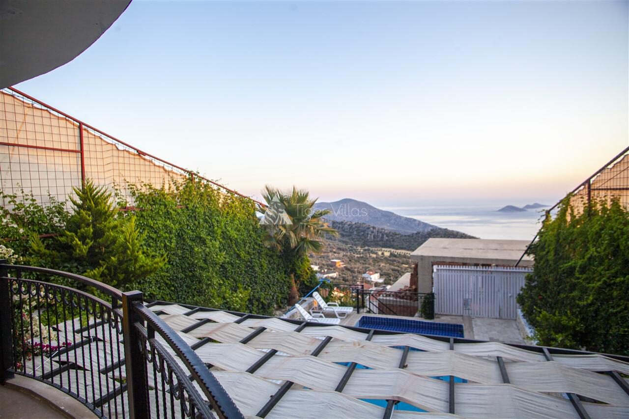 Villa Zümrüt 4 – villa for rent in Kördere