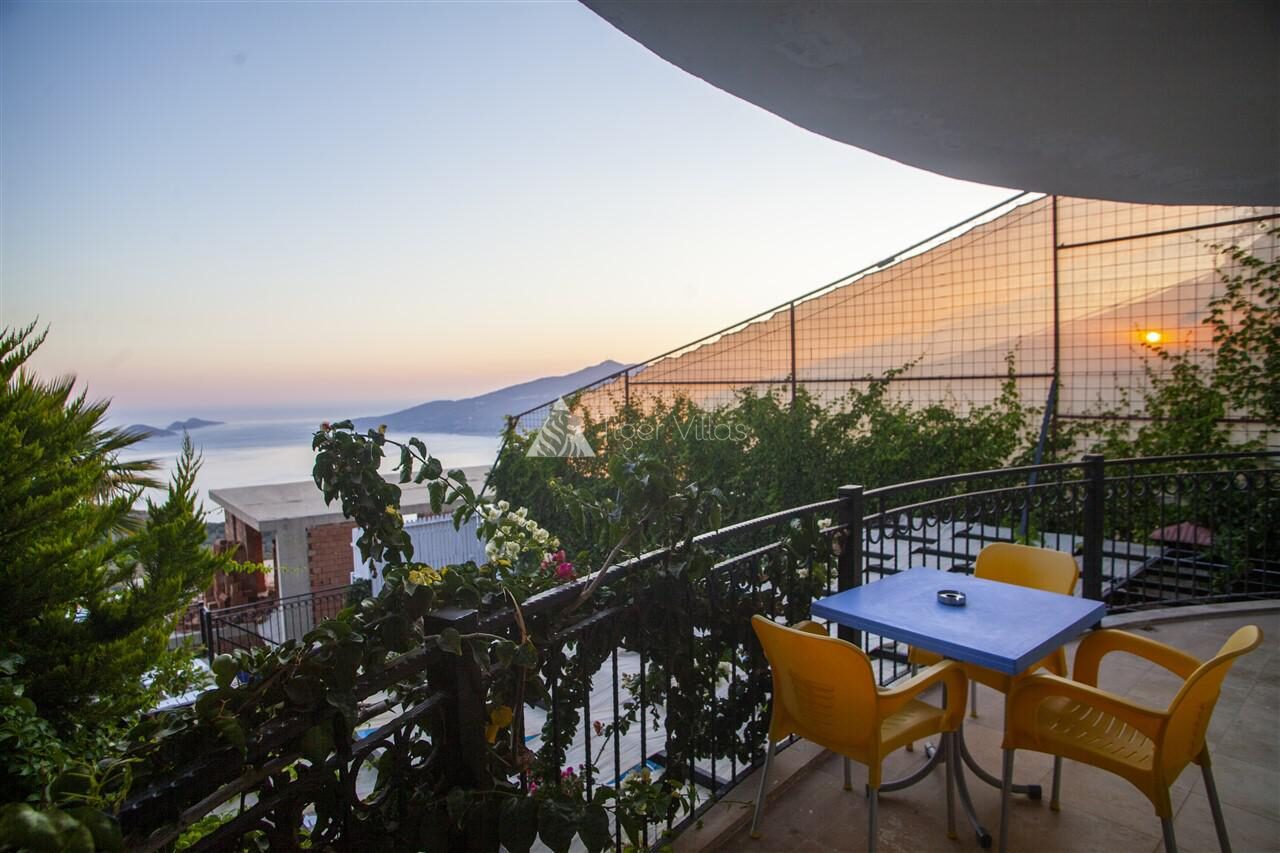 Villa Zümrüt 4 – villa for rent in Kördere