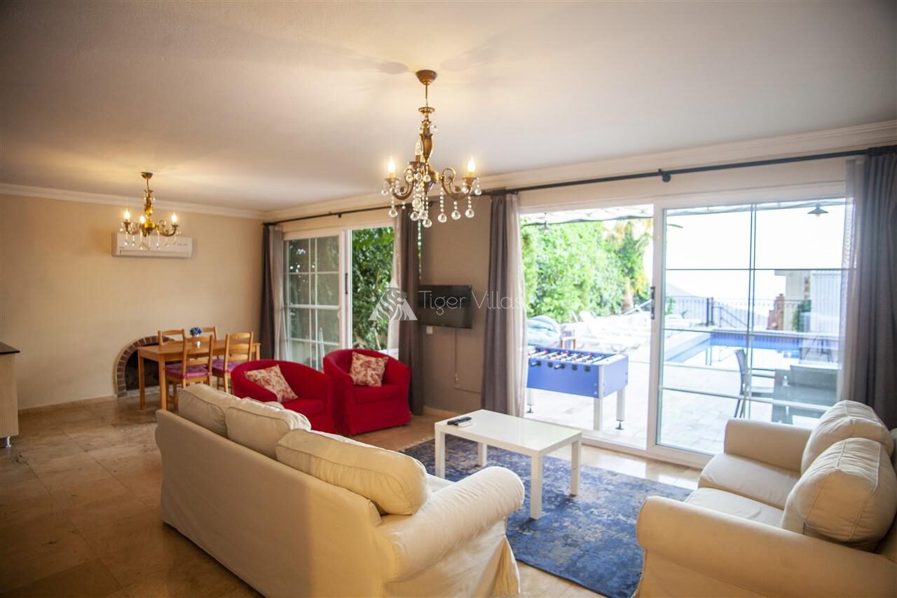 Villa Zümrüt 4 – villa for rent in Kördere