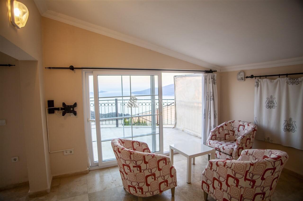 Villa Zümrüt 4 – villa for rent in Kördere