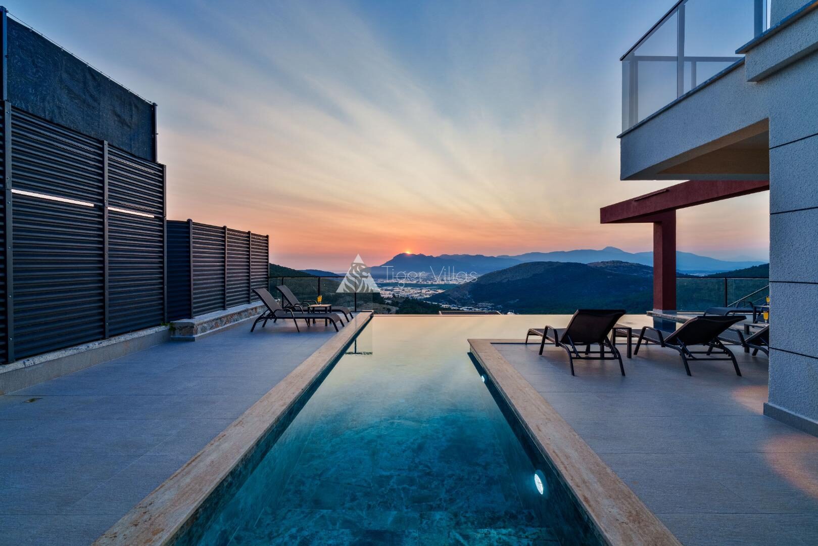 Villa Newcastle — 24
