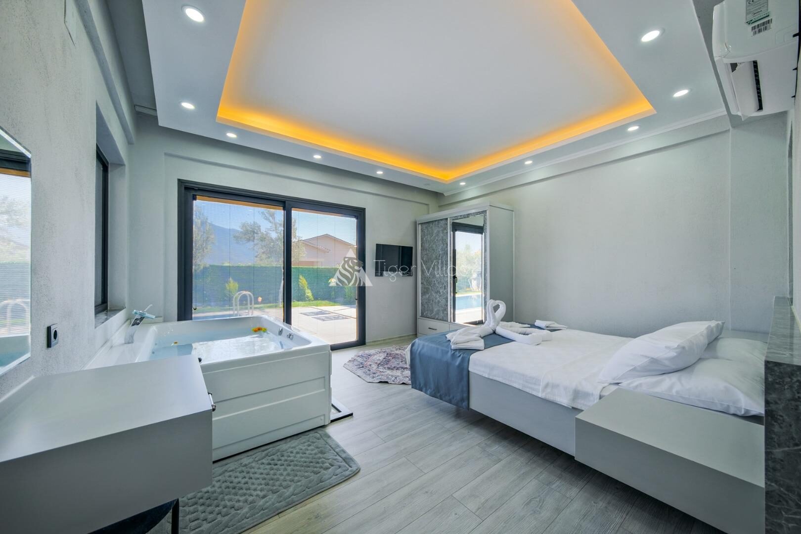 Villa Olive — 41