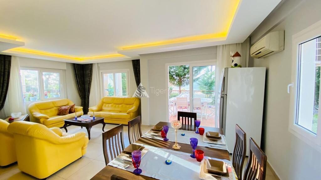 Villa Elisa — 6