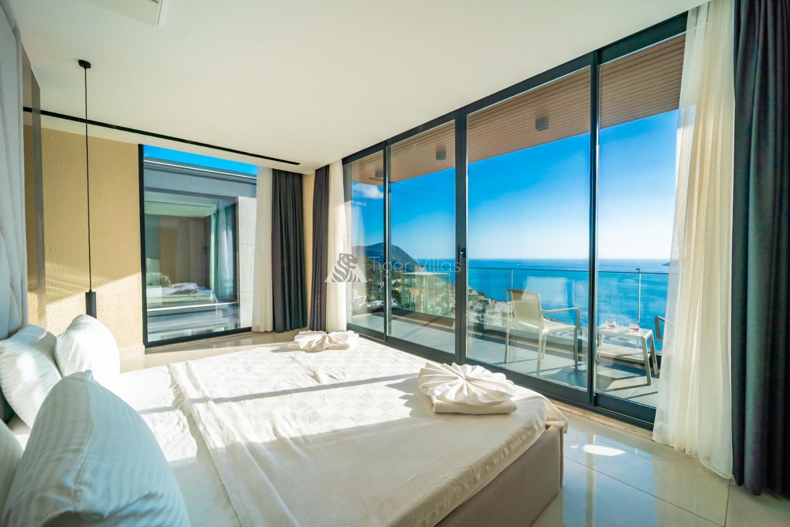 Villa Aura G — 60