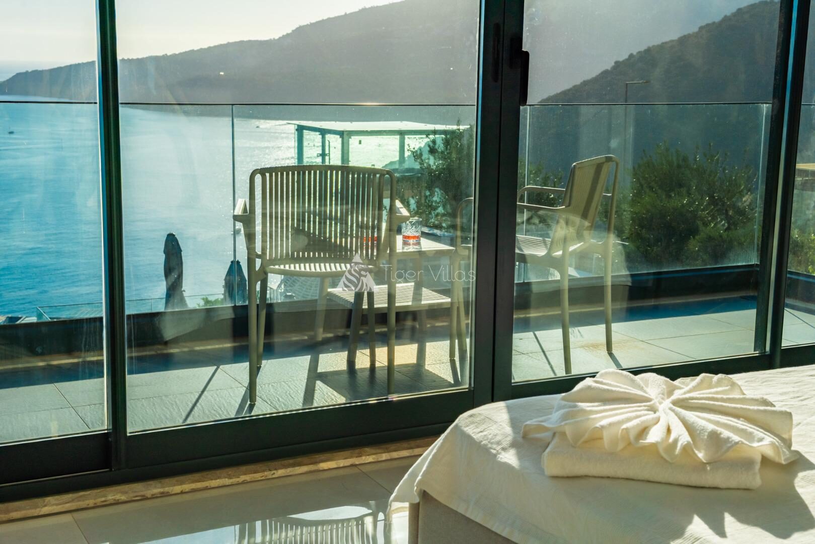 Villa Aura G — 80