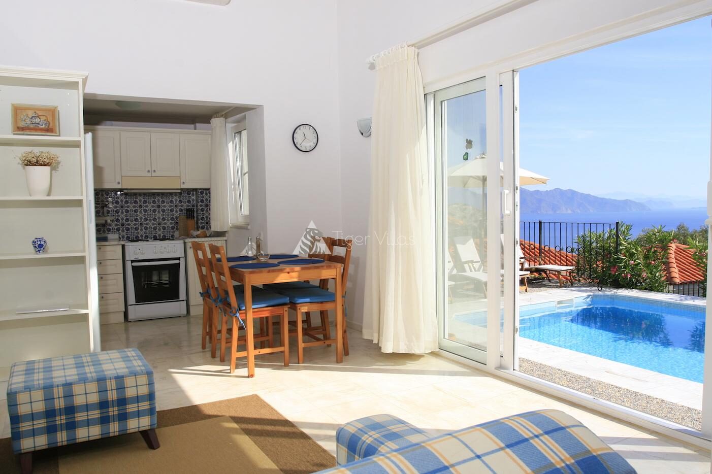 Villa Vgm 403 — 15