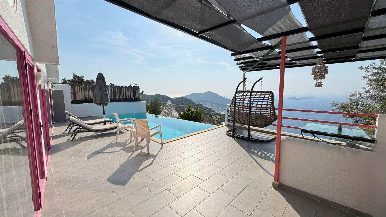 Villa Adora 2 — 6