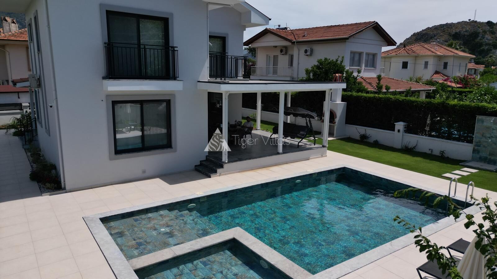 Villa Tomris — 13