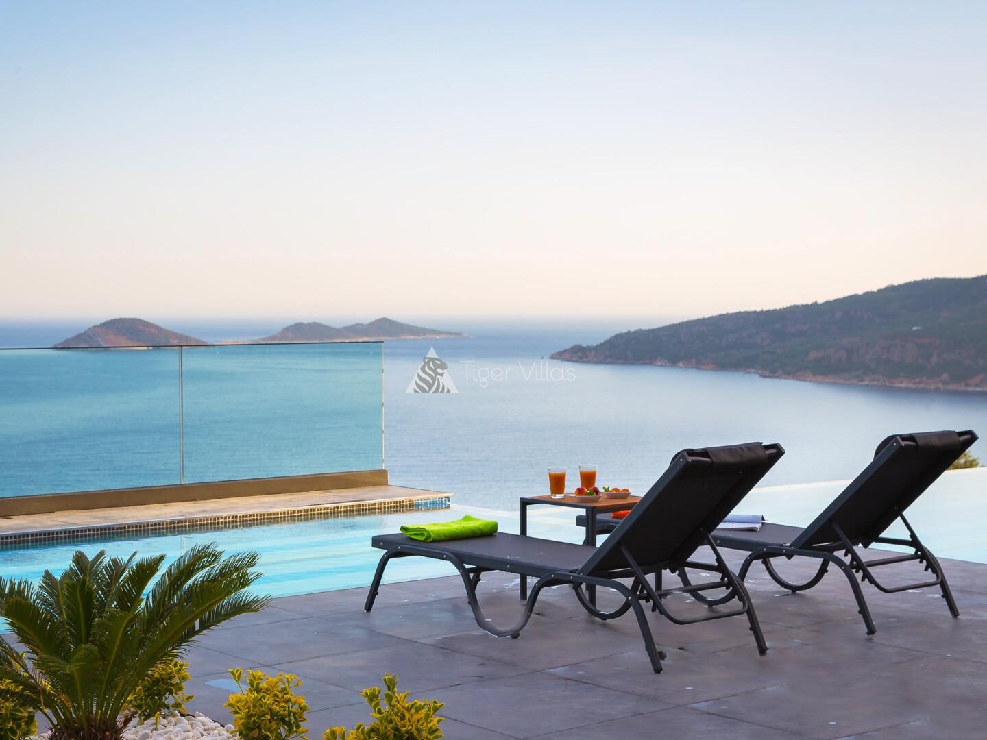 Villa Vogue – villa for rent in Kalamar