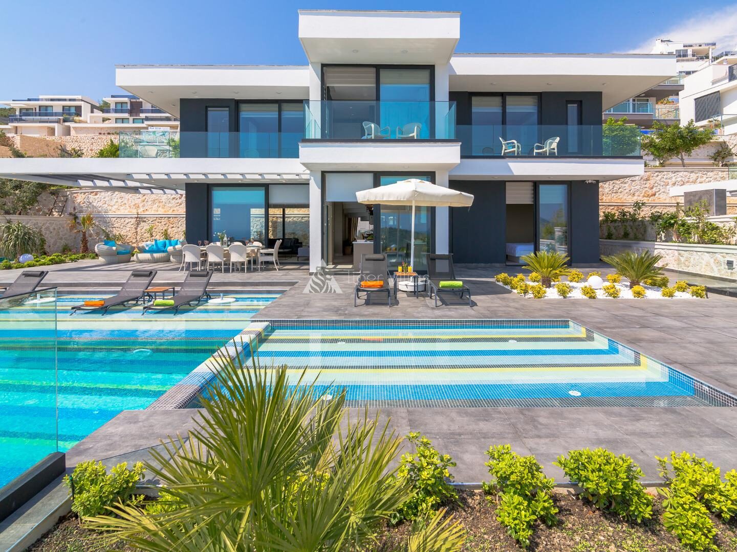 Villa Panoramas — 28