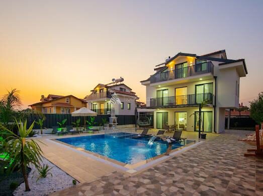 Villa Fullmoon 2 — 1