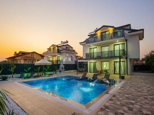 Villa Fullmoon 2 — 4