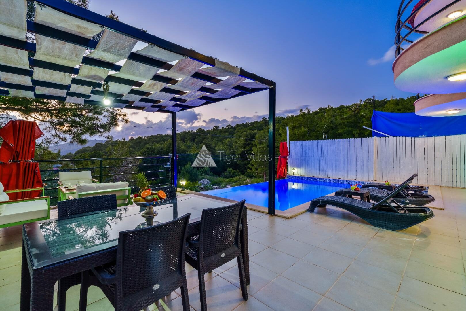 Villa Truva — 3