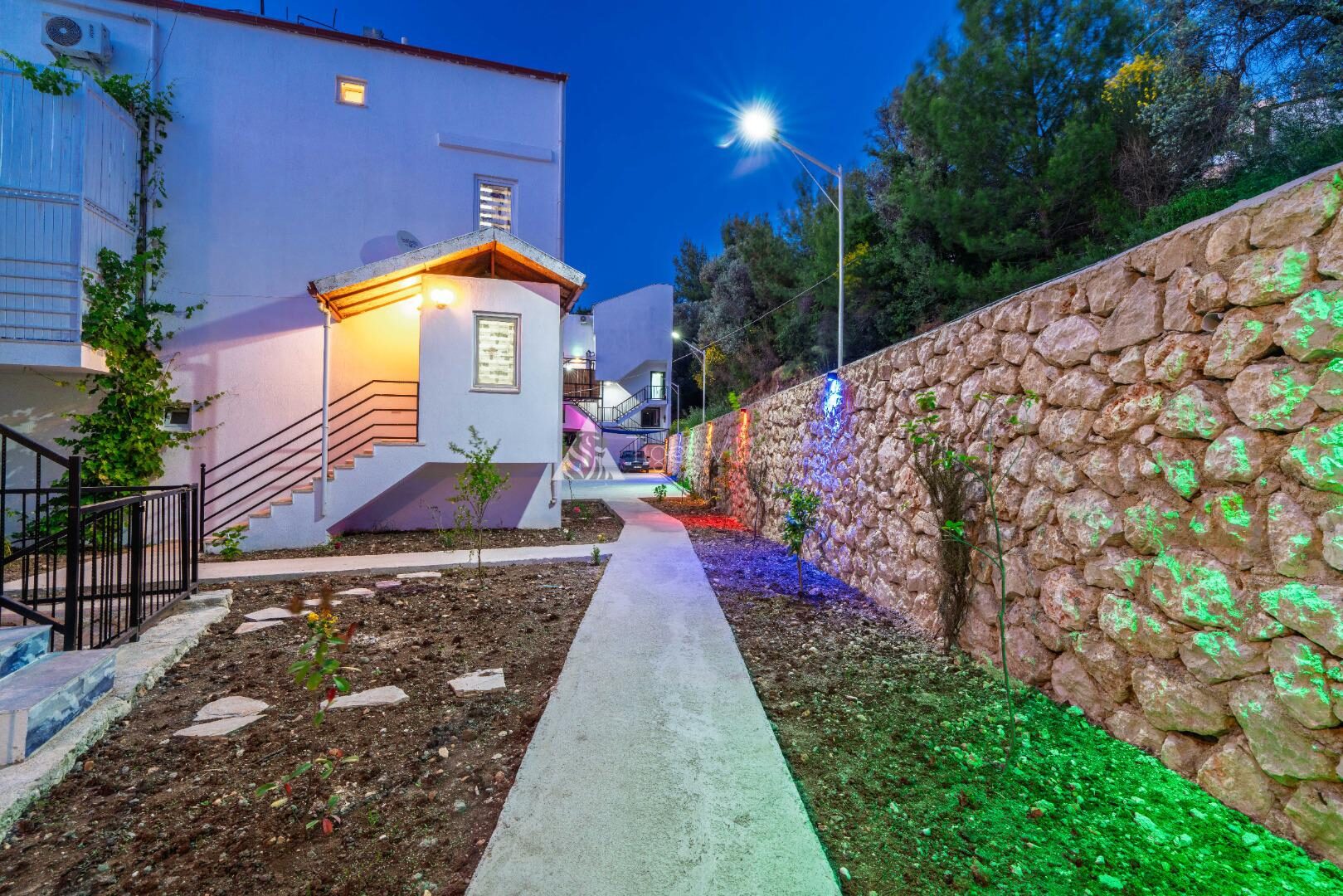 Villa Truva – villa for rent in Akbel