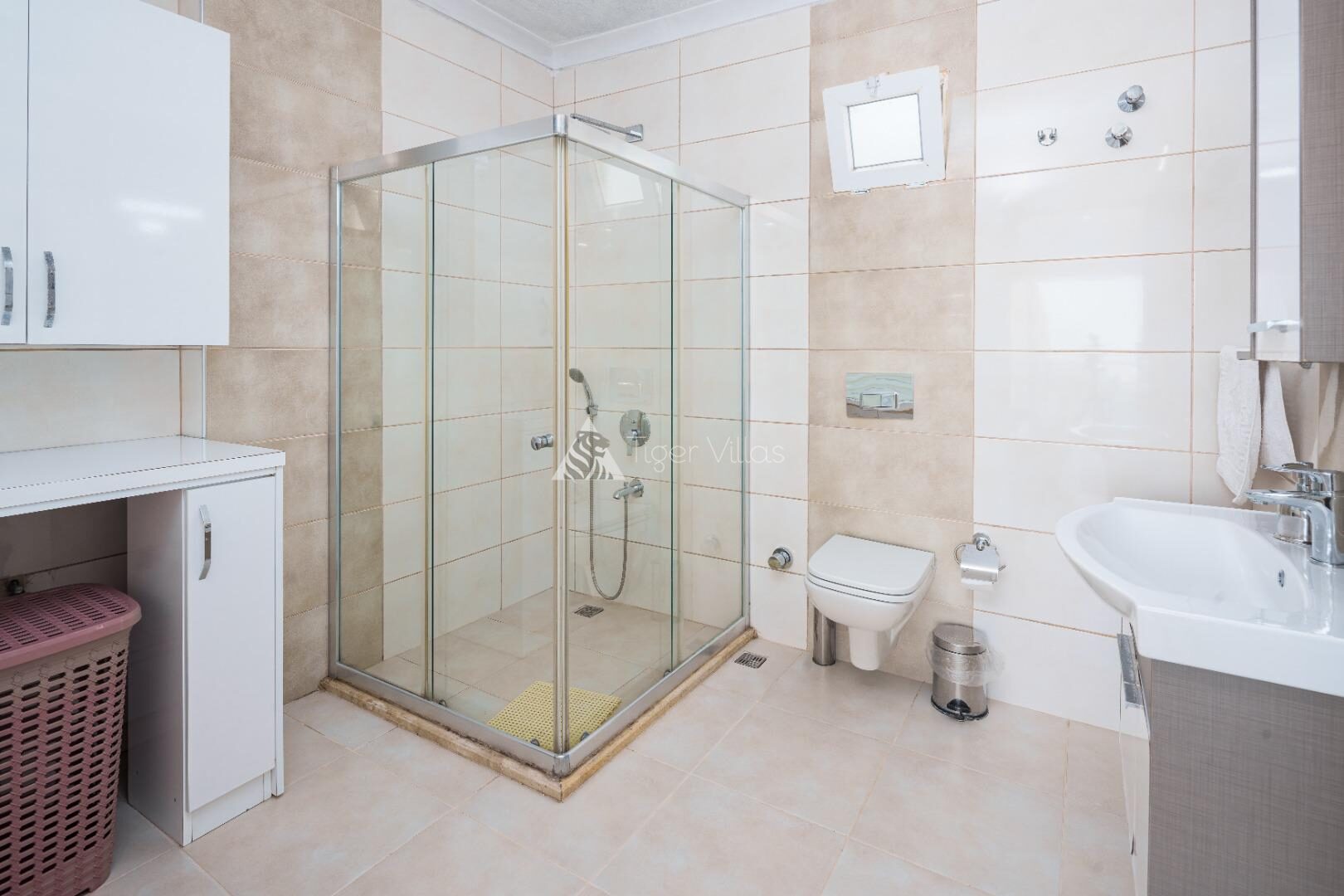 Villa Truva – villa for rent in Akbel