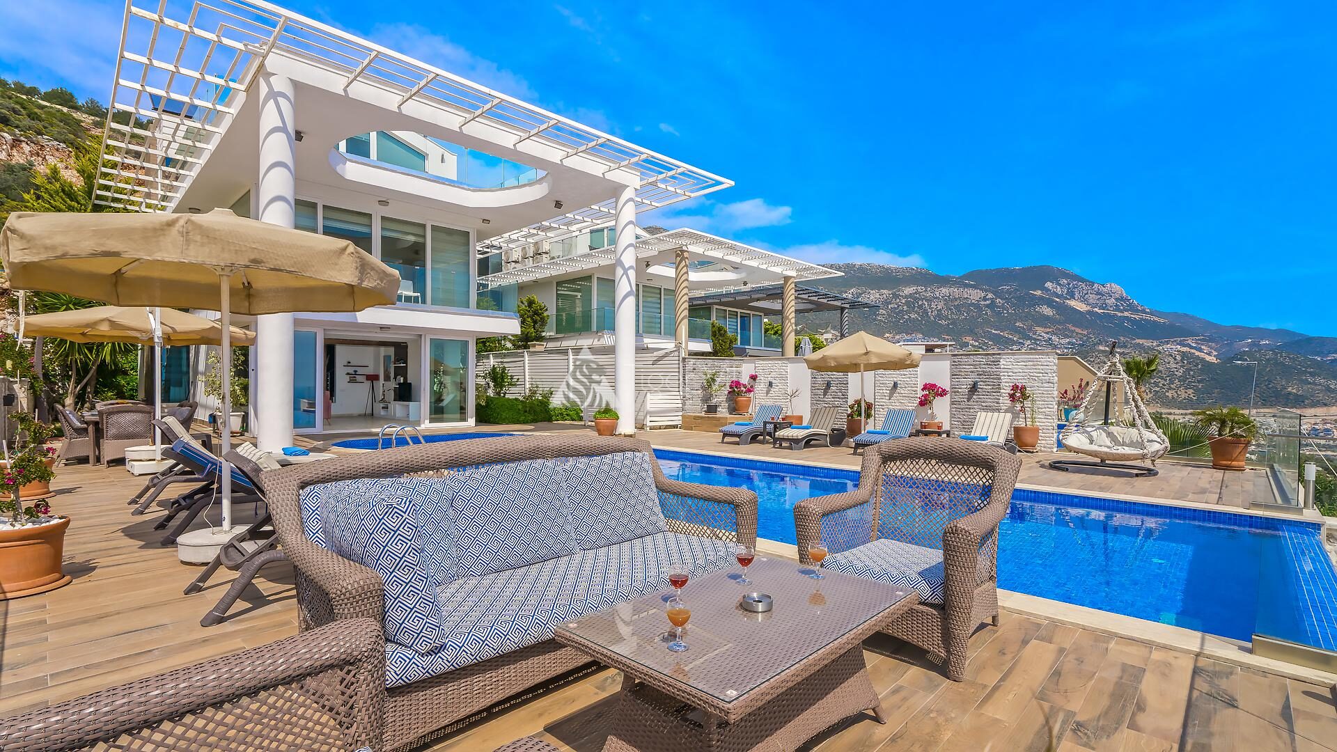 Villa Hillside 3 — 47